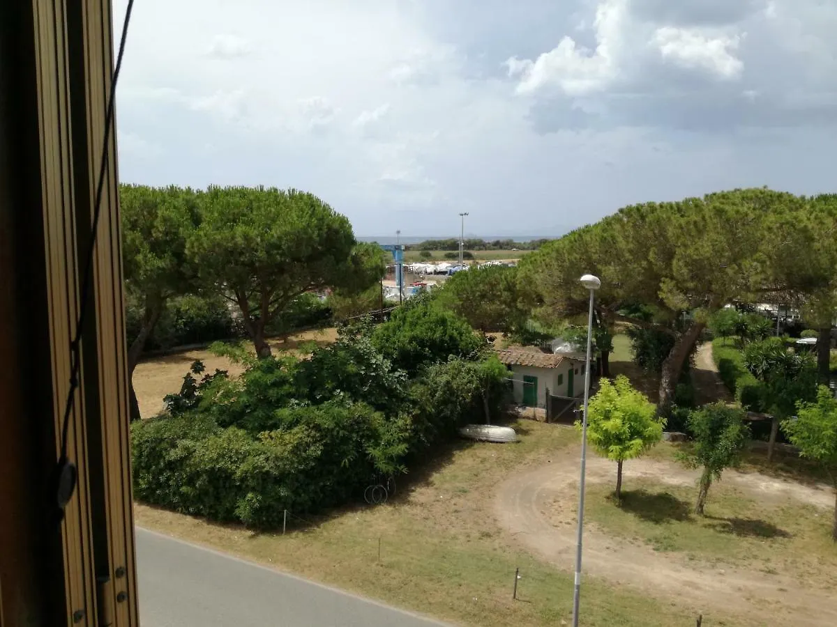 Appartamento A Pochi Passi Dalla Splendida Spiaggia Del Golfo Di Follonica Riotorto 0*,  Italy